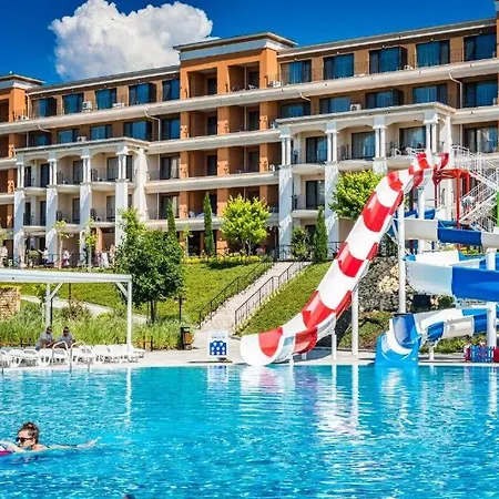 Seaside Serenity - Premier Appartamento